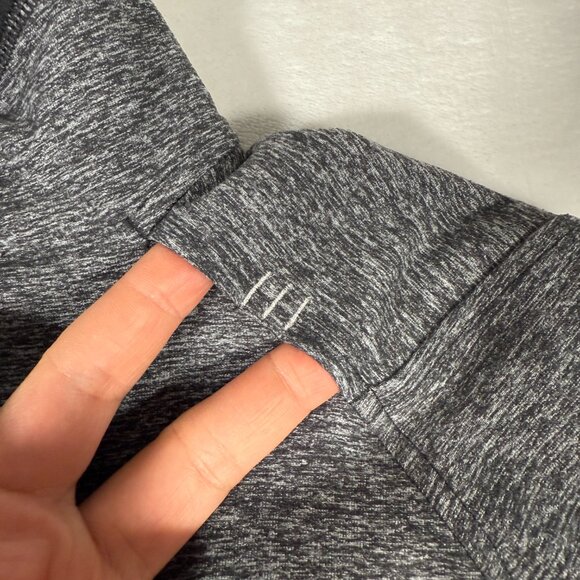 Lululemon Sweatshirt Men Size L 1/4 Zip Pullover Long Sleeve Athletic Thumbholes - Picture 5 of 10